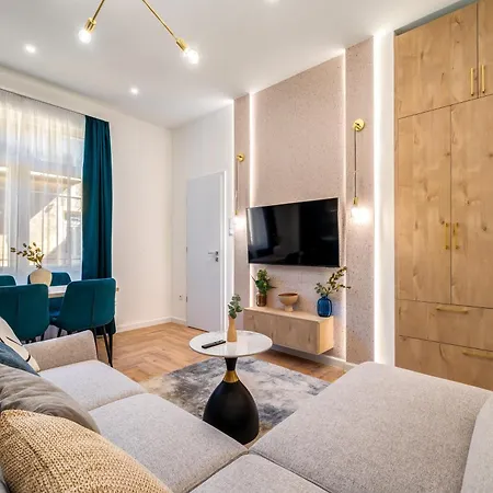 Apartman D30 Premium *