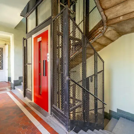 D30 Premium Budapest